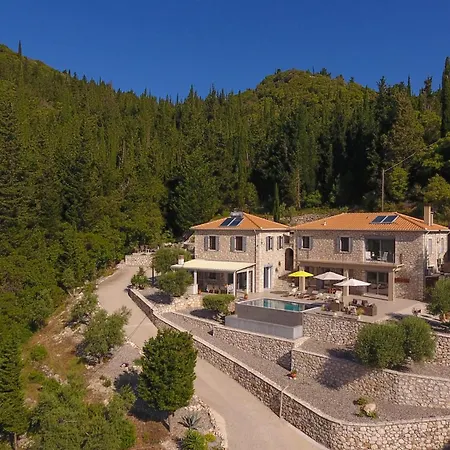 El Aquila 4* Vafkeri